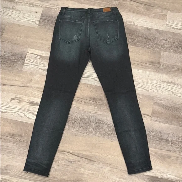 Judy Blue Women's Denim Jeans - Picture 5 of 7